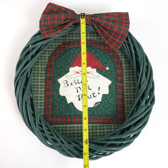 Handmade Green Wicker Wreath Better not Pout Xmas Christmas Decor Quilted Design - Picture 5 of 6